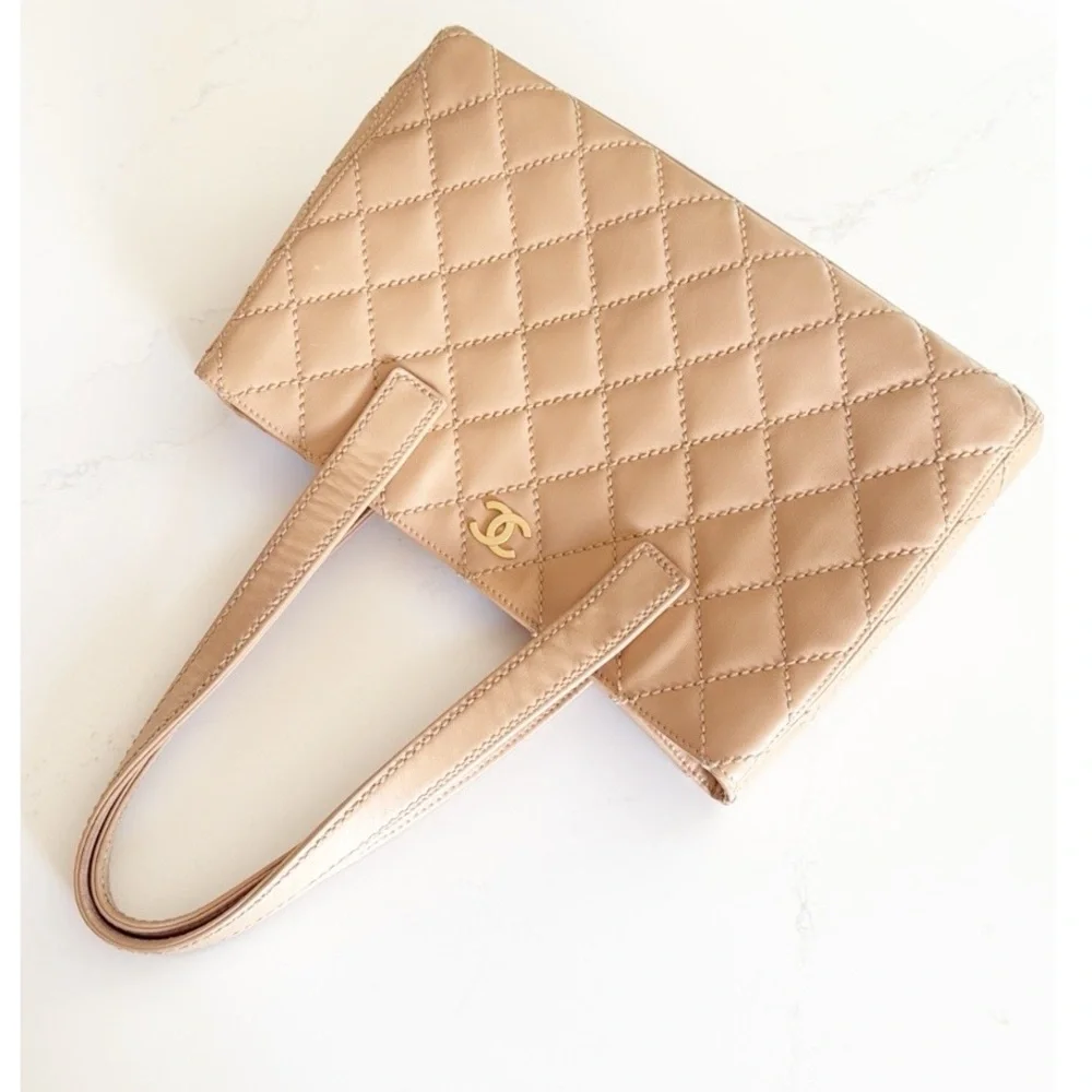 CHANEL Calfskin Wild Stitch Medium Tote